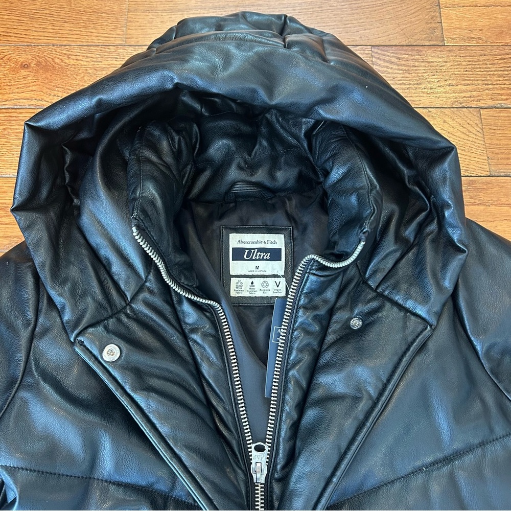 NEW Abercrombie & Fitch Ultra Hooded Vegan Leather Jacket Long Coat Black Medium - Picture 4 of 5